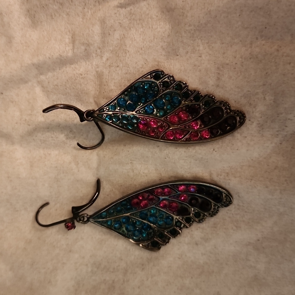 Betsy Johnson Earings